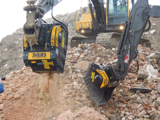 MB team wins at the World Demolition Summit 2014
