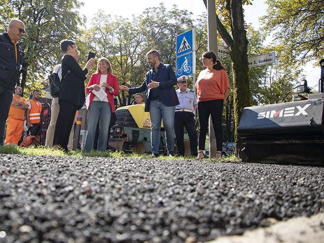 Nuova pavimentazione sostenibile e 100% riciclata per una pista ciclabile a Imola