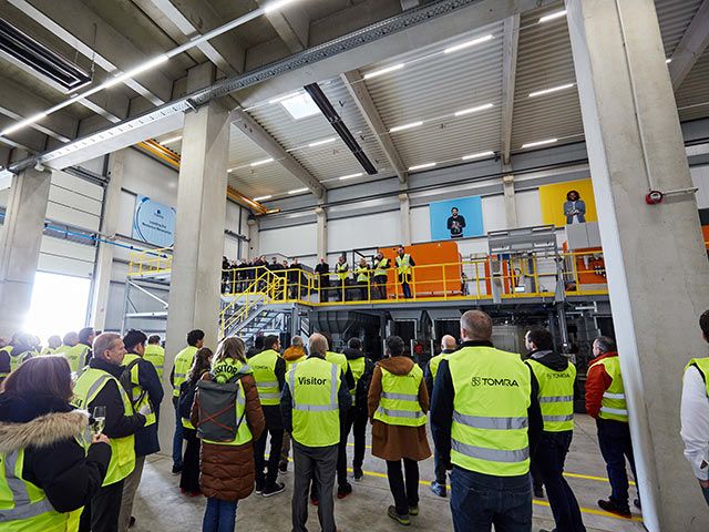 TOMRA Recycling Sorting hosts event to celebrate the extension of its test facilities in Germany