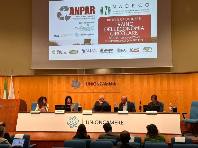 Rifiuti da costruzione e demolizione, tasso di riciclo all’81%, ma quasi la metà dei prodotti recuperati resta inutilizzato 