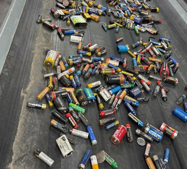 STADLER, weeeSwiss and Saubermacher mark the launch of one of Europe’s most advanced household battery sorting facilities