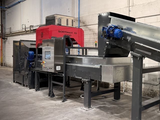 SORTIMAX™: Artificial Intelligence enters waste sorting