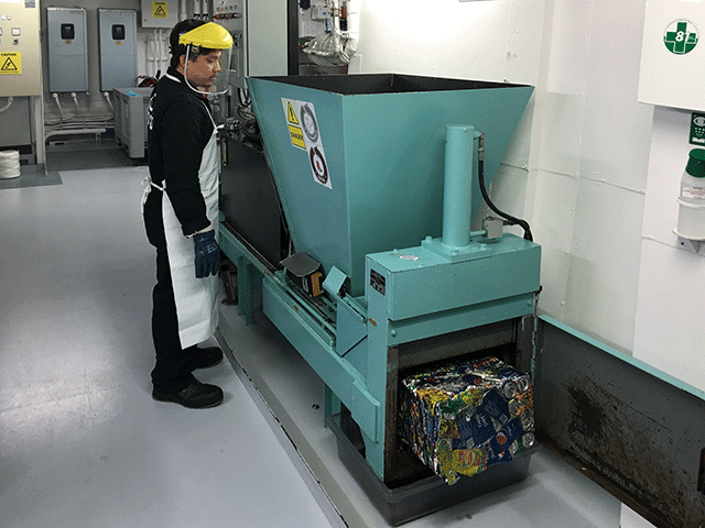 Collection and recycling of aluminium beverage cans on cruise ships