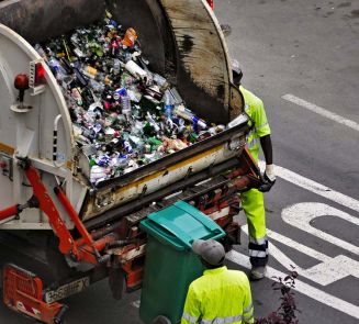 Sempre più rifiuti urbani da gestire: mezza tonnellata a testa nel 2018